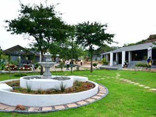 Lapologang Valley Resort